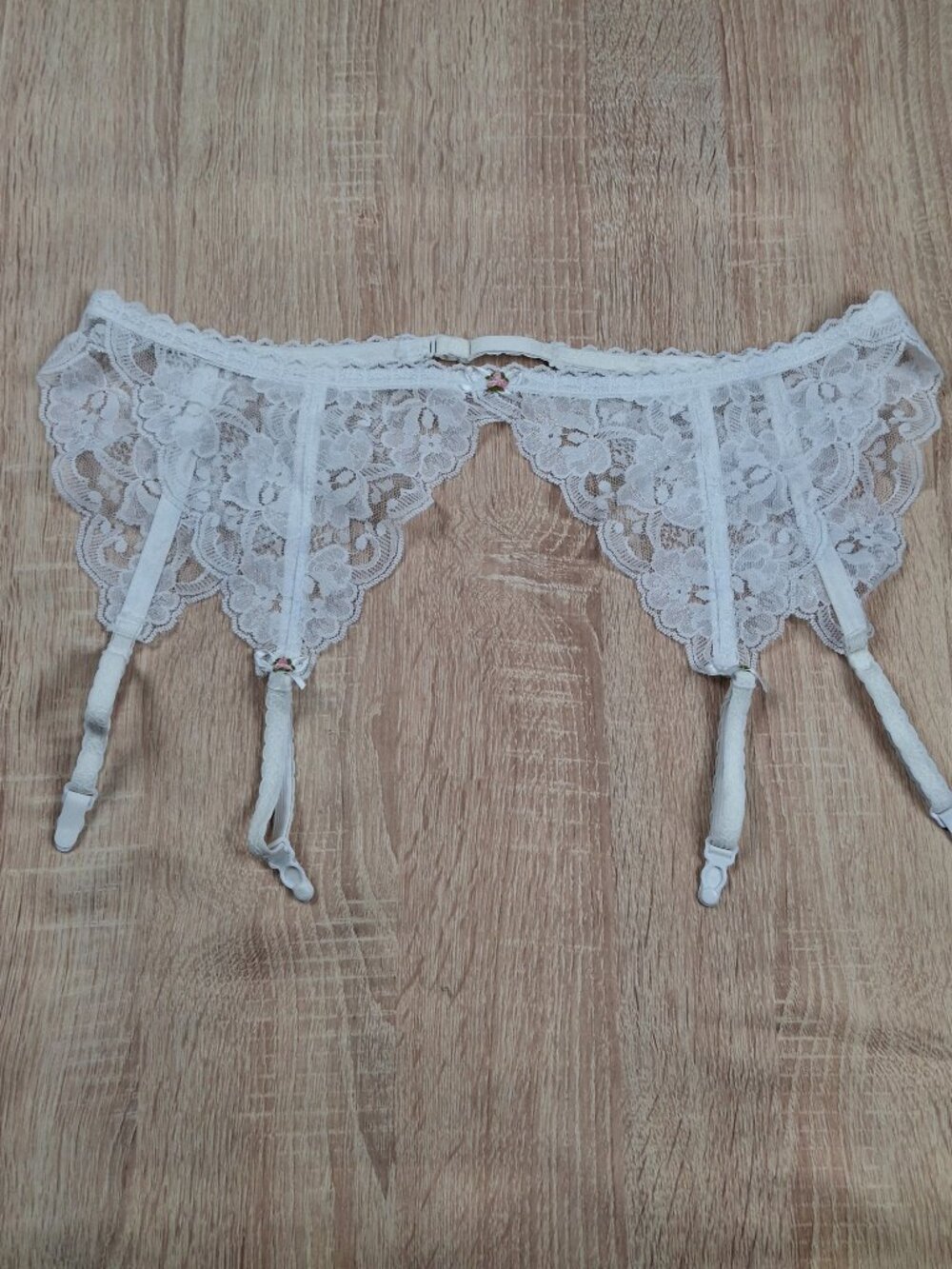 White Sz M Lace Garter Belt 4-Strap Suspender Bridal Coquette Rosebud Intimates